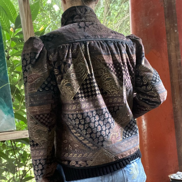 Frances Henaghan paisley brown with gold accents Victorian style velour jacket. - Picture 4 of 16